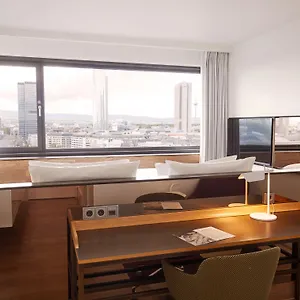 https://wyndham-grand-frankfurt.hotelsheidelberg.net